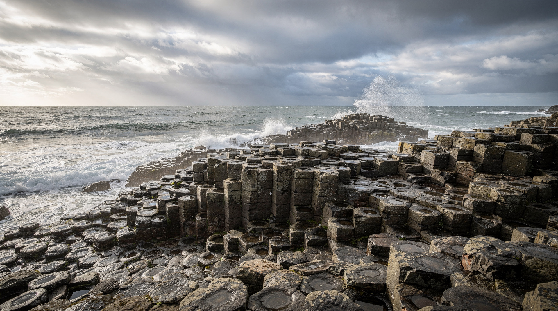 From Dublin: Giant's Causeway, Dark Hedges, Dunluce & Belfast tour