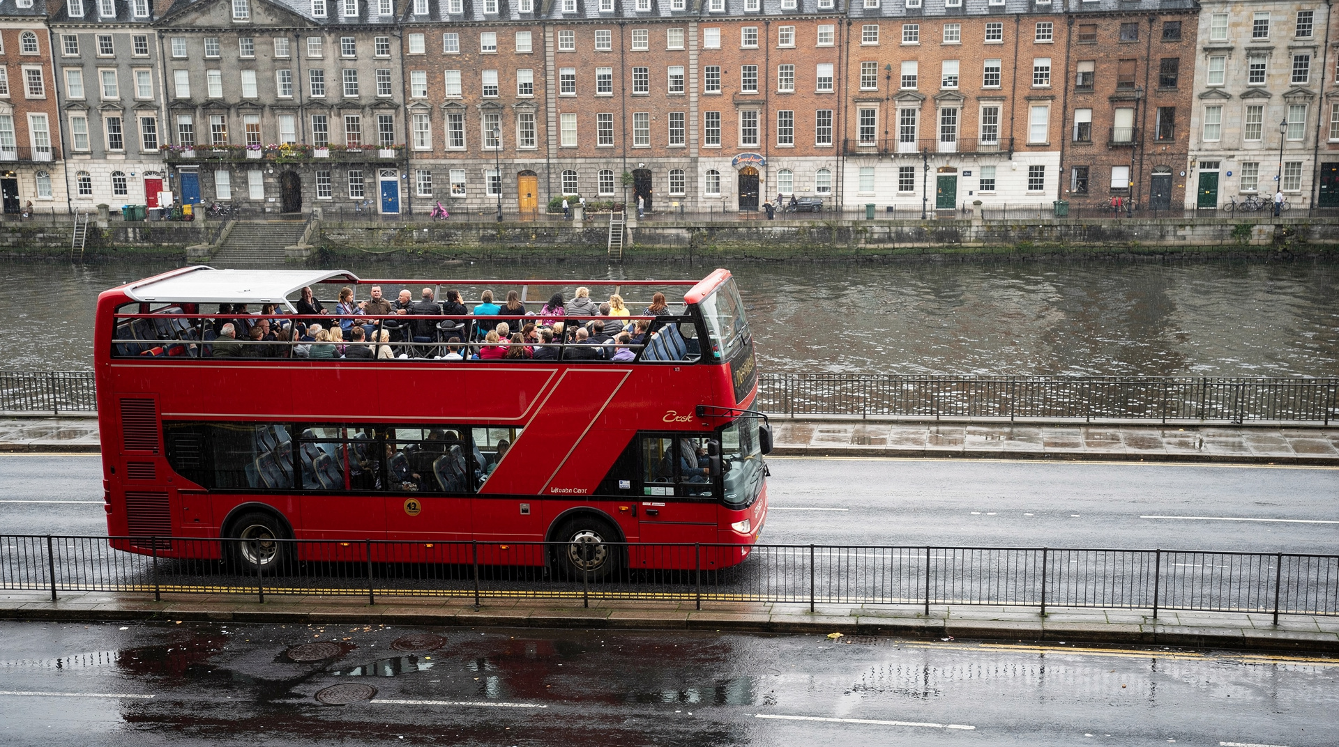 Dublin hop-on hop-off bus: the original green bus vs Big Bus vs City Sightseeing — Compare Dublin's three hop-on hop-off bus tours: the original green bus, Big Bus